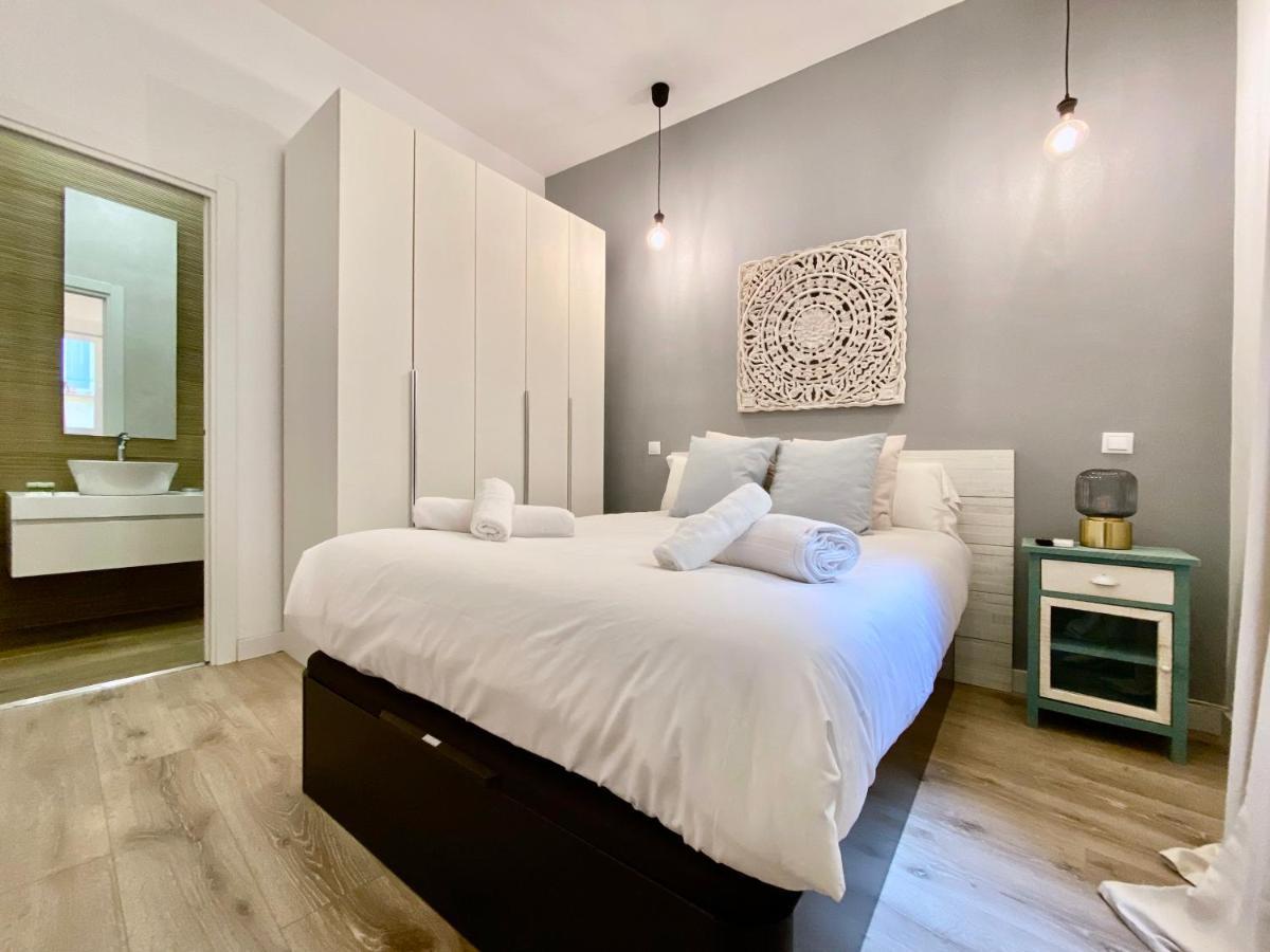 Charming La Latina Market Madrid Luaran gambar