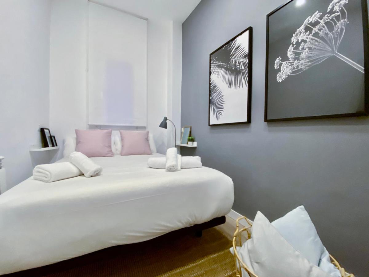 Charming La Latina Market Madrid Luaran gambar