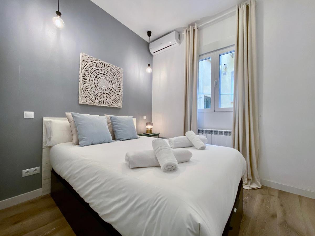 Charming La Latina Market Madrid Luaran gambar